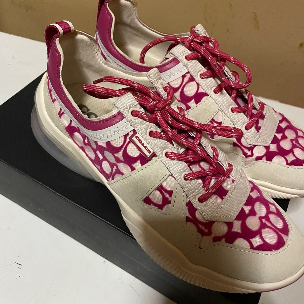Coach  sneakers pink and cream
